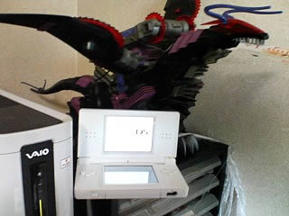 NINTENDO DS Lite(任天堂DS Lite)とギルベイダー