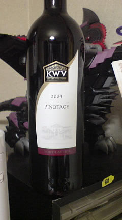 赤ワイン　KWV 2004 PINOTAGE（ピノタージュ）