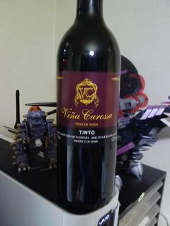 スペインの赤ワイン　Vina Carossa（ヴィーニャ　カロッサ） VINO DE MESA