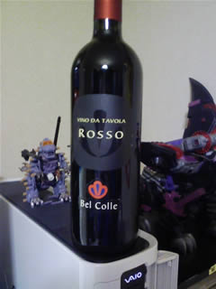 イタリアの赤ワイン Bel Colle VINO DA TAVOLA Rosso（ベルコーレ　赤）