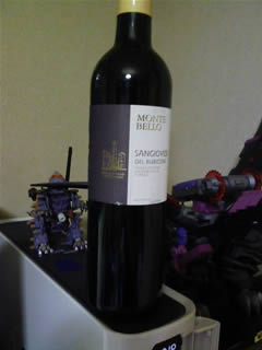 イタリアの赤ワイン MONTE BELLO SANGIOVESE DEL RUBICONE 2006（モンテベッロ　サンジョヴェーゼ・デル・ルビコーネ）