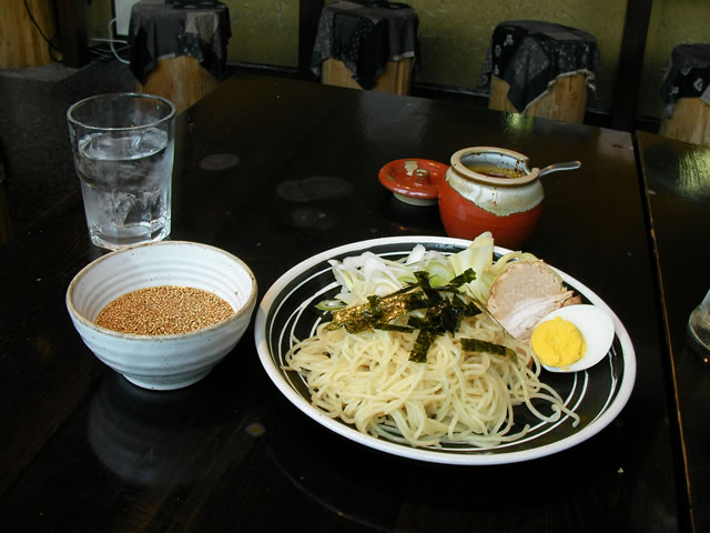 和楽（やわらく）の広島風つけ麺