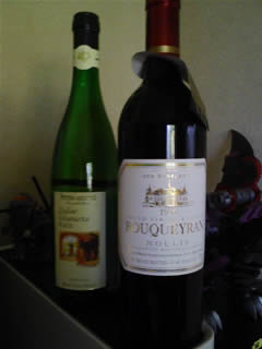 ドイツの白ワイン「Zeller Schwarze Katz Q.b.A（ツェラー シュヴァルツ カッツ）2006」とフランスの赤ワイン「GRAND VIN DE CHATEAU BOUQUEYRAN MOULIS(シャトー・ブーケラン)1996」