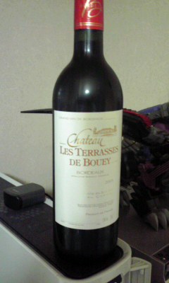 フランスの赤ワイン「Ch. Les Terrasses de Bouey(シャトー・レ・テラス・ド・ブーイ)2005」