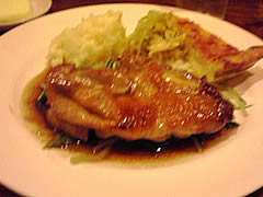 夜のランチ 鶏モモ肉のロースト