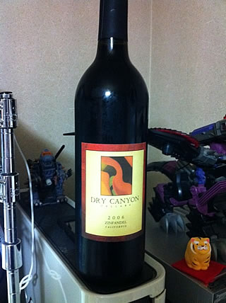 アメリカ カリフォルニアの赤ワイン「Dry Canyon California Zinfandel（ドライ・カニョン・カリフォルニア・ジンファンデル）2006」