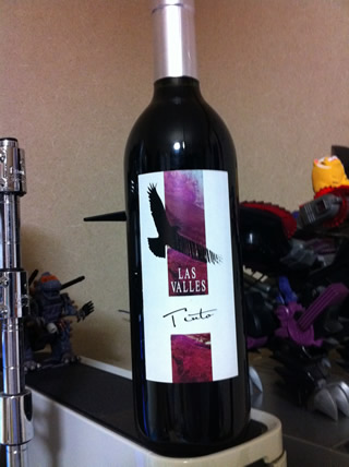 スペインの赤ワイン「LAS VALLES TINTO（ラス・バジェス）」