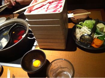 9種類のお肉が食べ放題! 三種の銘柄蓋食べ放題コース