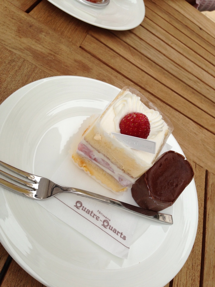 キャトルキャールのケーキ