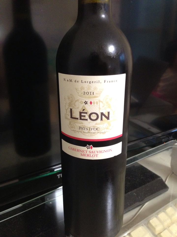 フランスの赤ワイン「LEON ROUGE CABERNET SAUVIGNON MERLOT（レオン ルージュ カベルネ・ソーヴィニヨン メルロー）2012」