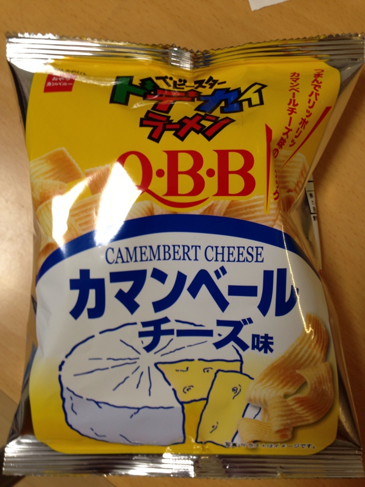 ベビースター ドデカイラーメン Q・B・B カマンベールチーズ味