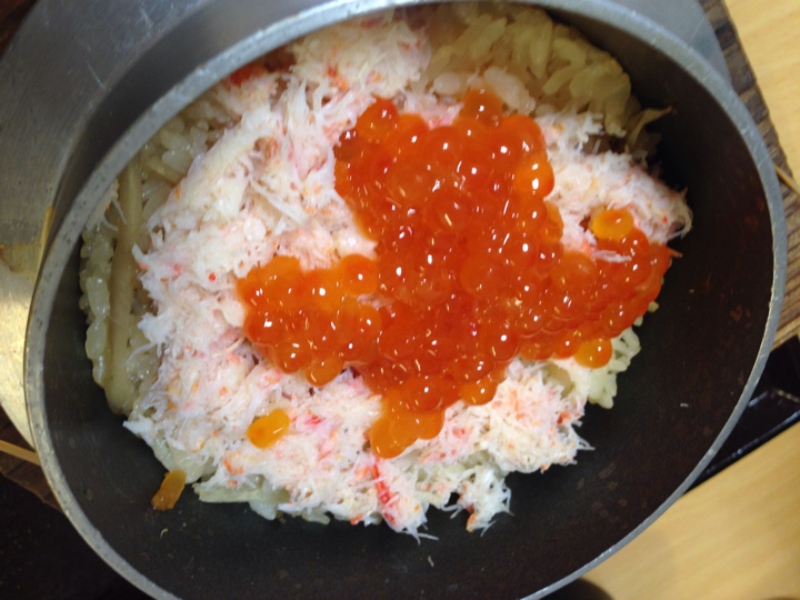 釜寅のかにいくら釜飯