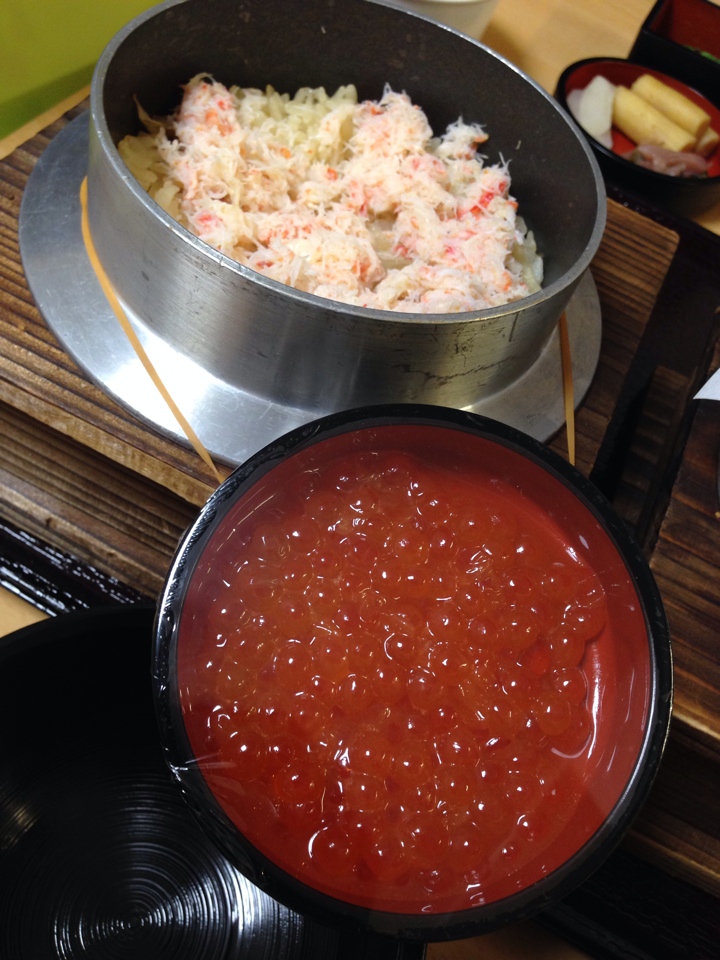 釜寅のかにいくら釜飯