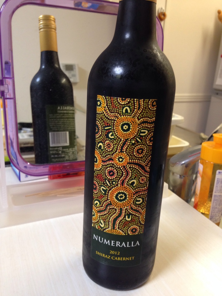 オーストラリアの赤ワイン「NUMERALLA SHIRAZ CABERNET（ヌメララ・シラーズ・カベルネ）2012」