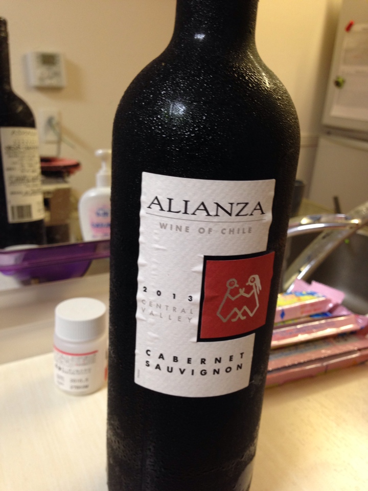 チリの赤ワイン「ALIANZA Cabernet Sauvignon（アリアンサ カベルネソーヴィニヨン）2012」