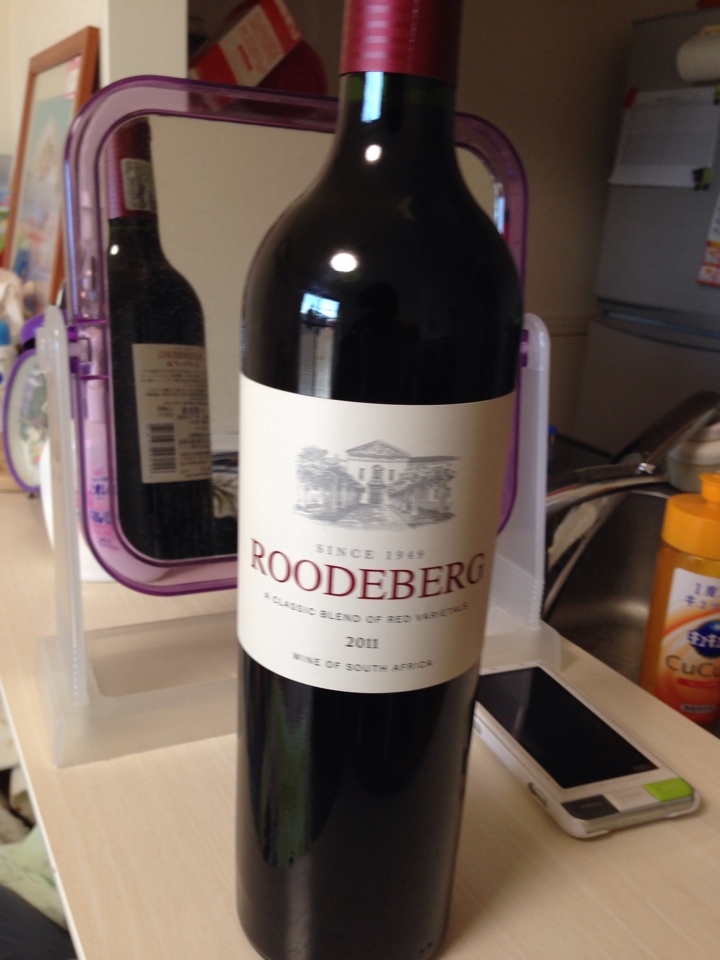 南アフリカの赤ワイン「ROODEBERG(ルーデバーグ)2011」