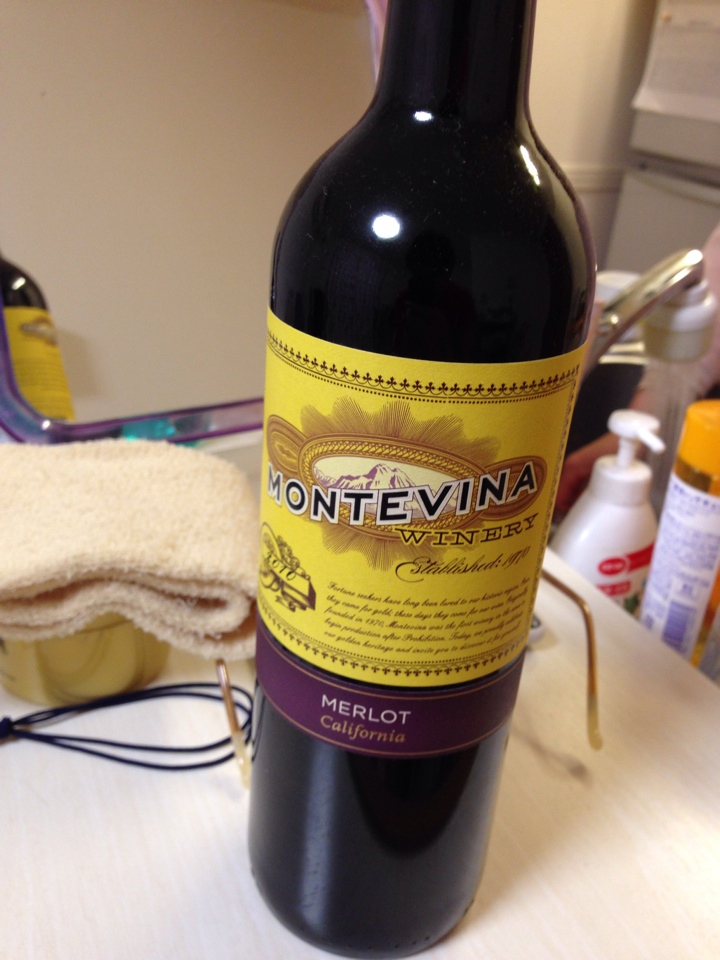 アメリカの赤ワイン「MONTEVINA MERLOT(モンテヴィーナ メルロー)」