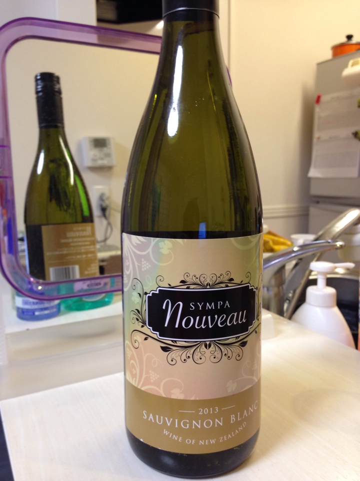 ニュージーランドの白ワイン「SYMPA Nouveau SAUVIGNON BLANC(サンパ ヌーヴォー ソーヴィニヨン ブラン)2013」