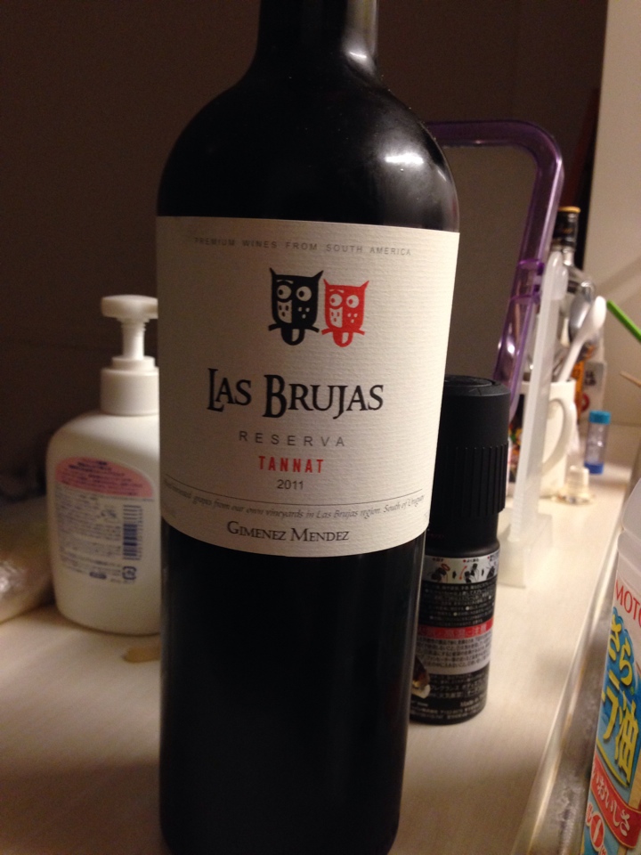 ウルグアイの赤ワイン「LAS BRUJAS TANNAT（ラブルジャス・タナ）2011」