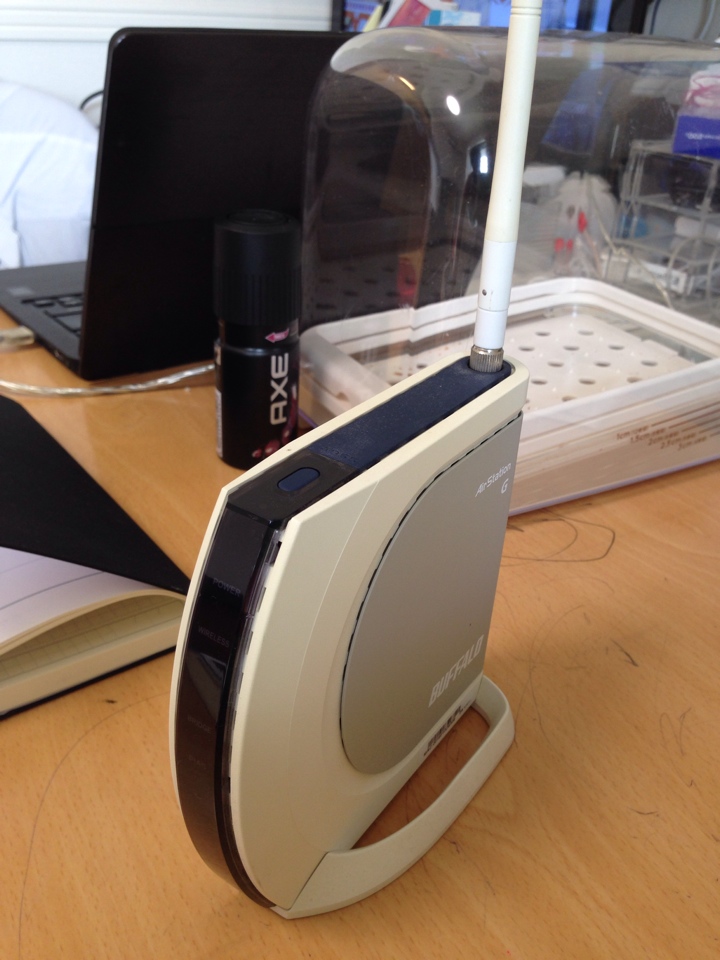 無線LANルーター WHR-G54SP