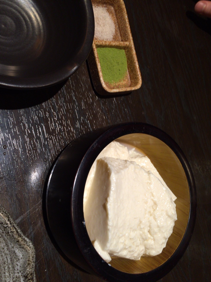 名物　引き揚げ掬い豆冨