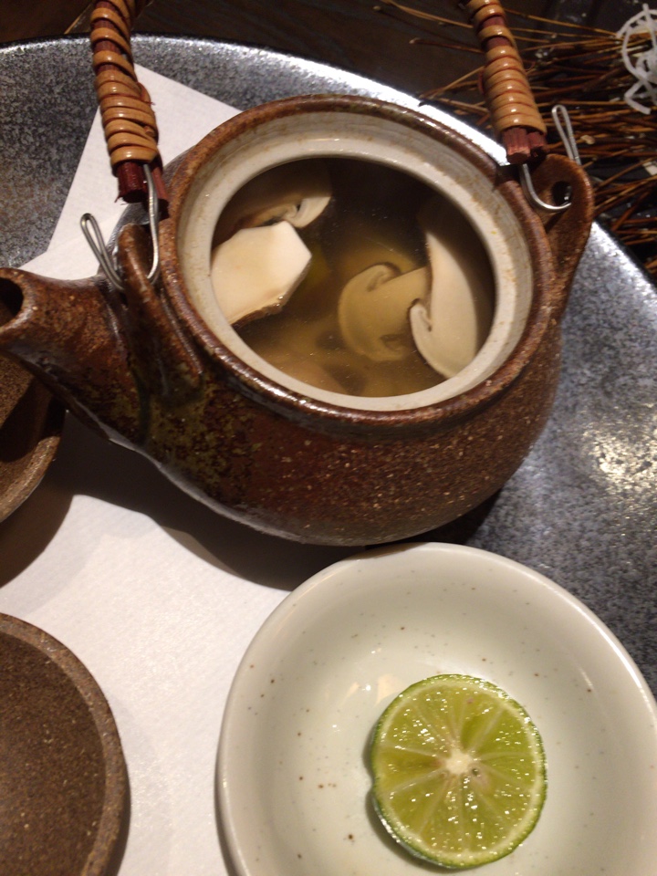 松茸の土瓶蒸し