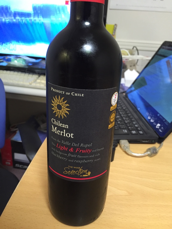 チリの赤ワイン「2013 - Chilean - Merlot（ASDA セレクション チリ産メルロー）」