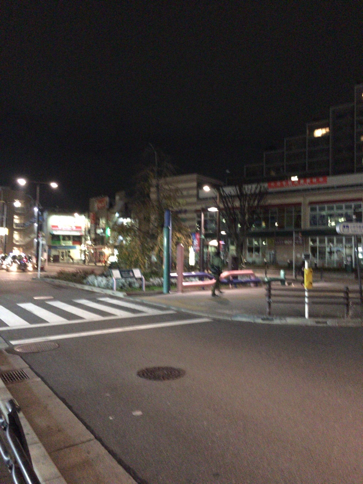 深夜0時過ぎの花小金井駅前