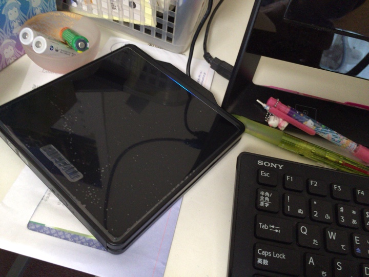 BUFFALO USB2.0用 ポータブルDVDドライブ 書き込みソフト付属 Wケーブル収納タイプ ブラック DVSM-PC58U2V/N