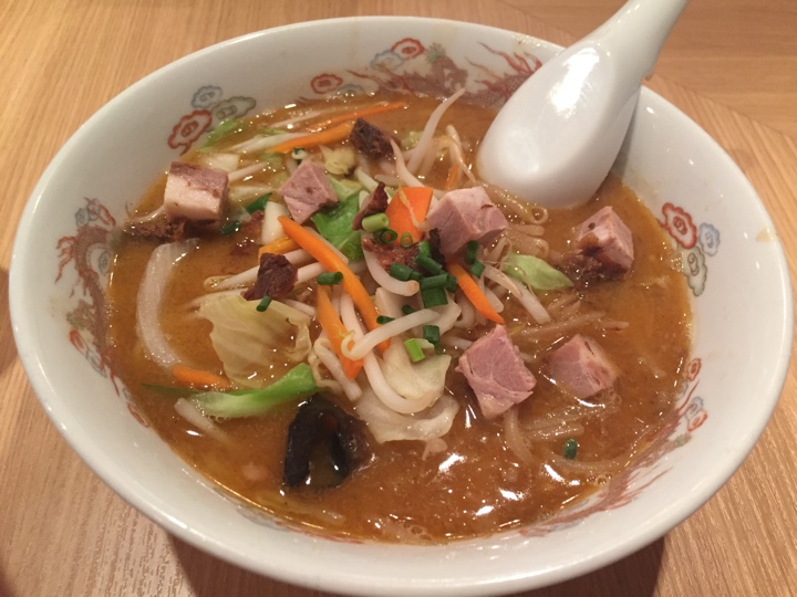 さっぽろ火武偉 恵比寿店で濃厚みそラーメン