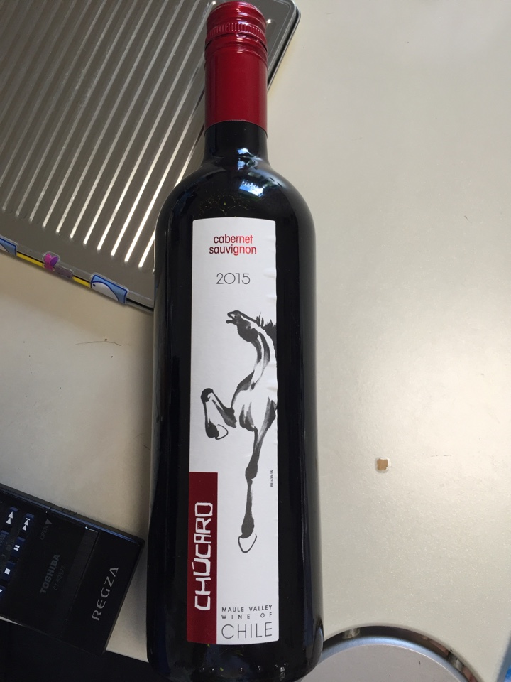 チリの赤ワイン「CHUCARO Cabernet Sauvignon(チュカロ カベルネ・ソーヴィニヨン)2015」