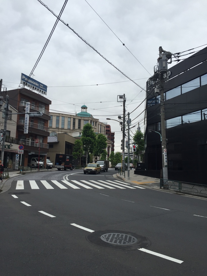 都営浅草線泉岳寺駅前