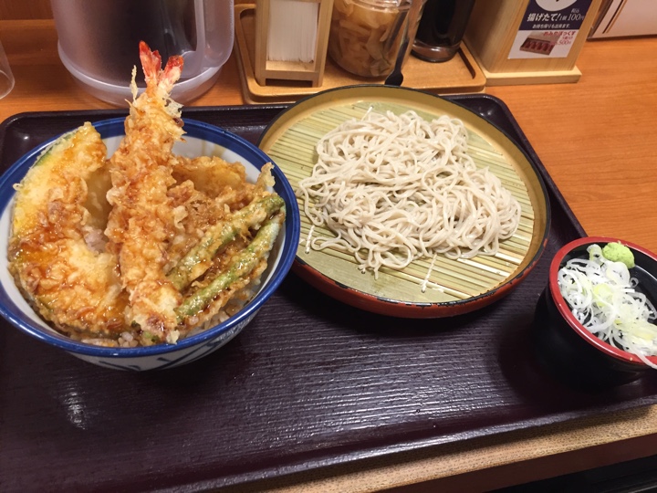 てんやで天丼と小そばセット