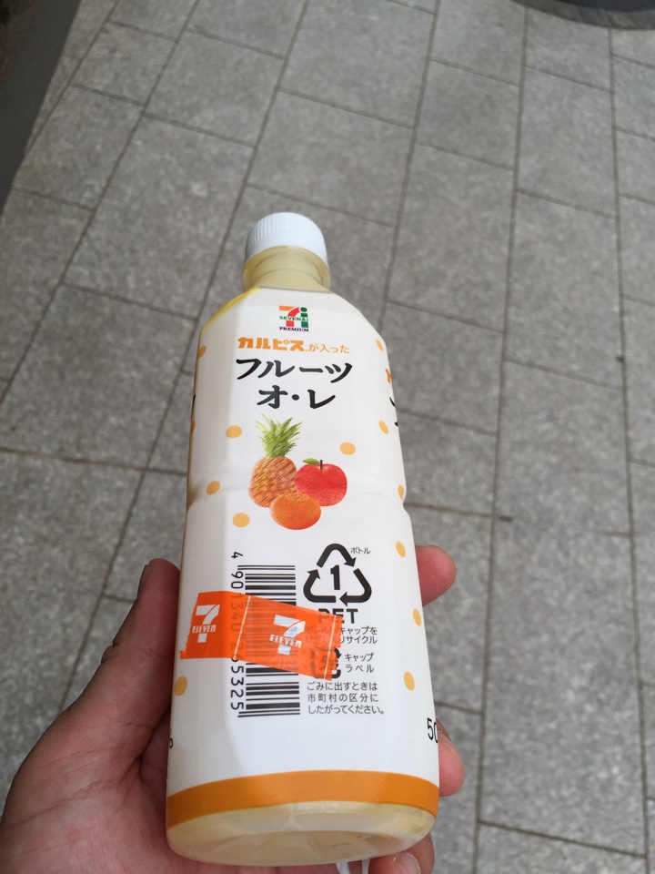 カルピスが入ったフルーツ オ・レ