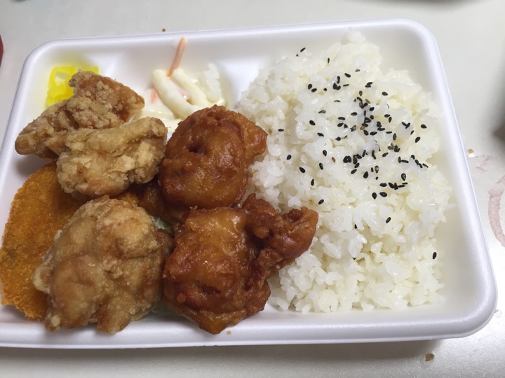 アゲラー本舗 からあげ屋 小平茜屋橋店の唐コロ弁当（大）