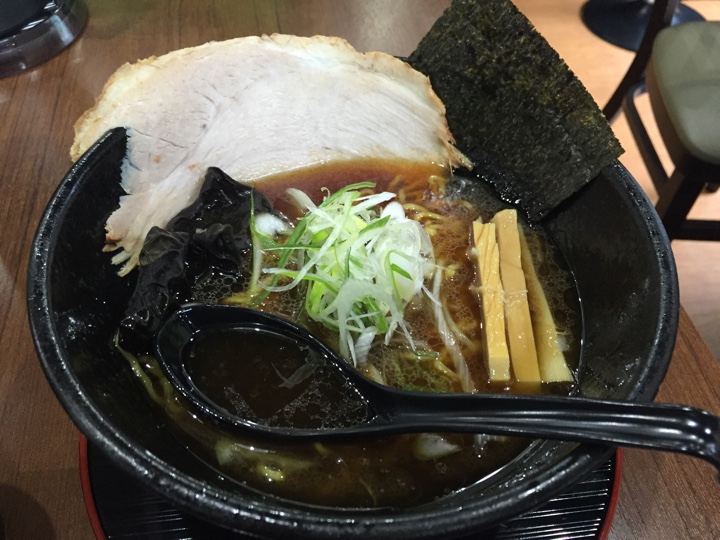 醤油 龍の雫ラーメン（中加水麺）