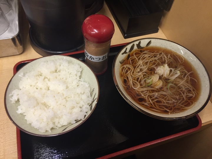 おかかごはん（並ライス）とかけそば