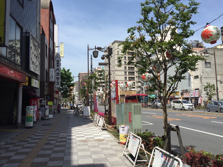 つくばエクスプレス 浅草駅前