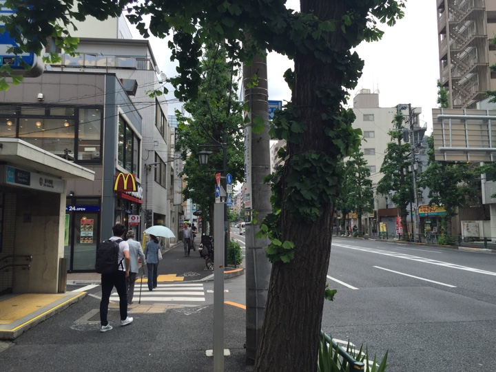 新中野駅前
