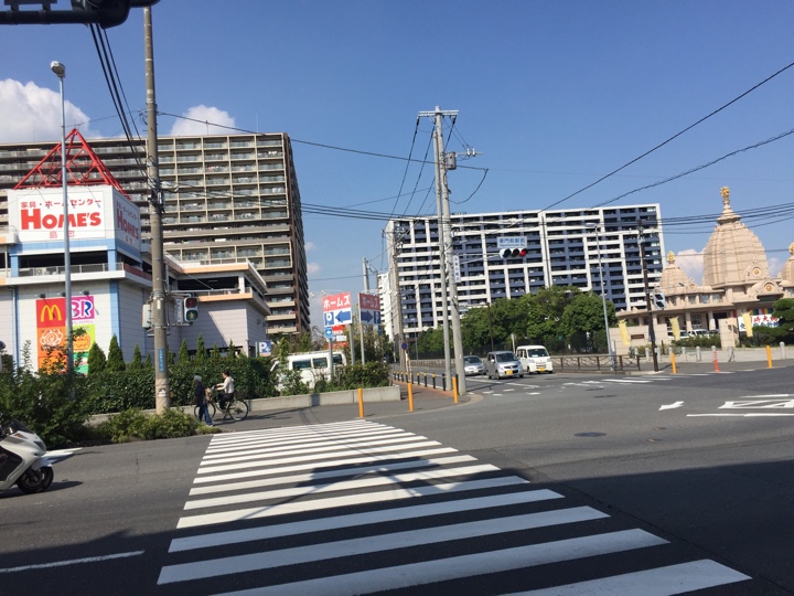 島忠ホームズ川崎大師店