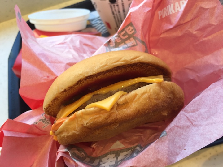 マクドナルド 稲荷町駅前店でピリ辛ダブチ（ピリ辛ダブルチーズバーガー）