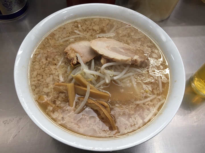 ラーメンの店 ホープ軒でラーメン