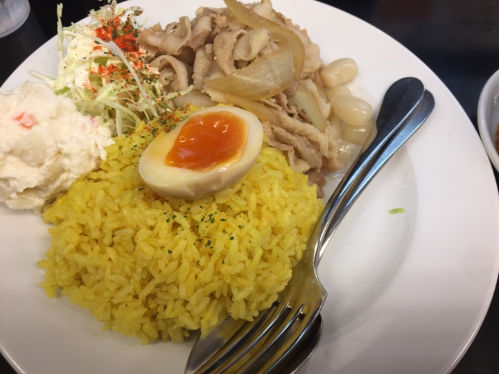 赤い鶏カレー（中）+ガリ豚（シングル 200g）