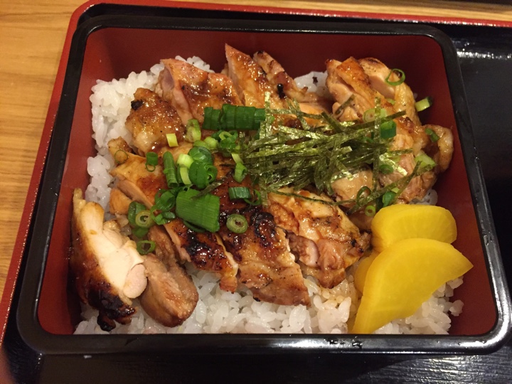 ランチ限定50食 信玄鶏の炭焼重