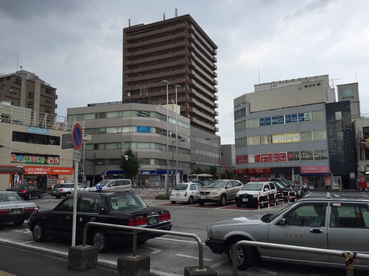 JR高崎線宮原駅前