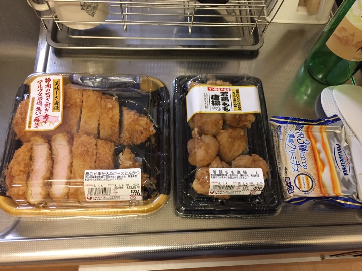 ヤオコー アルプス岩塩生パン粉使用柔らか手仕込みロースとんかつと若鶏もも唐揚