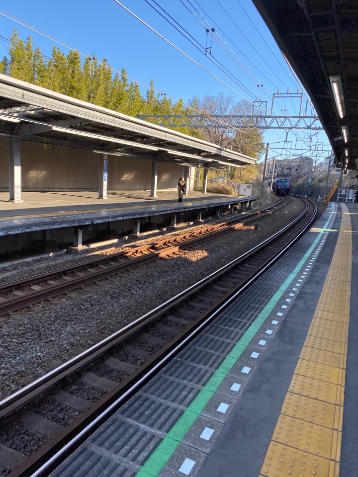 鶴ヶ峰駅で相鉄の新型車両12000系が居た