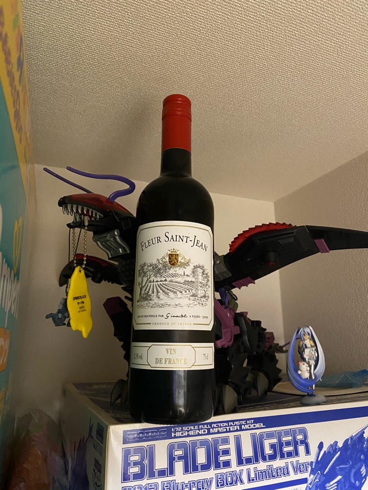 フランスの赤ワイン「FLEUR SAINT-JEAN VIN DE FRANCE ROUGE（フルール・サン・ジャン ヴァン・ド・フランス ルージュ）」