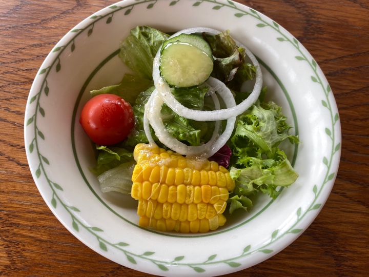 自家製煮込みハンバーグ 季節の野菜添えのセットのサラダ