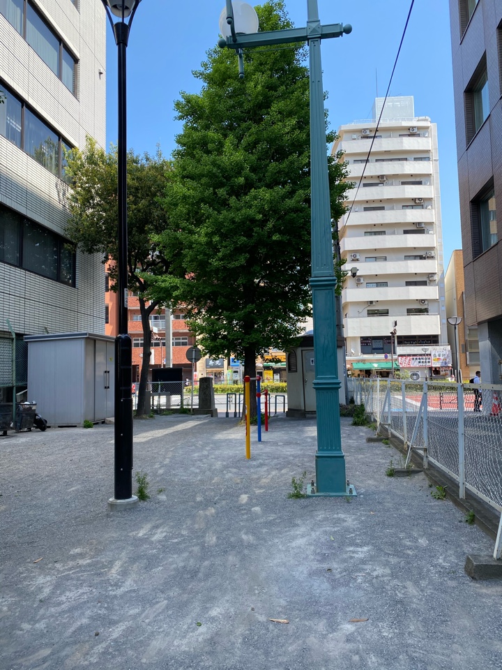 新宿区立よつや児童遊園